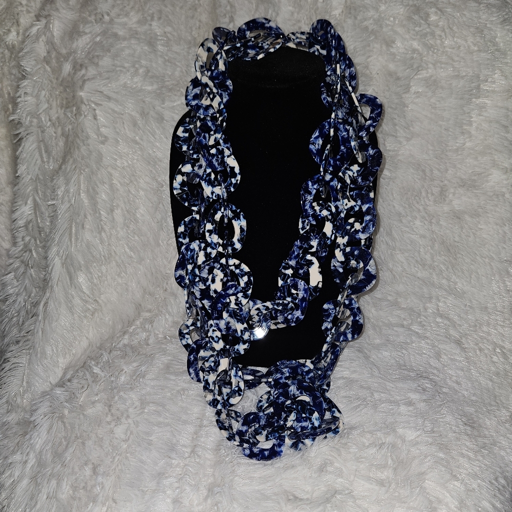 "Sassy Jones" Zaria necklace